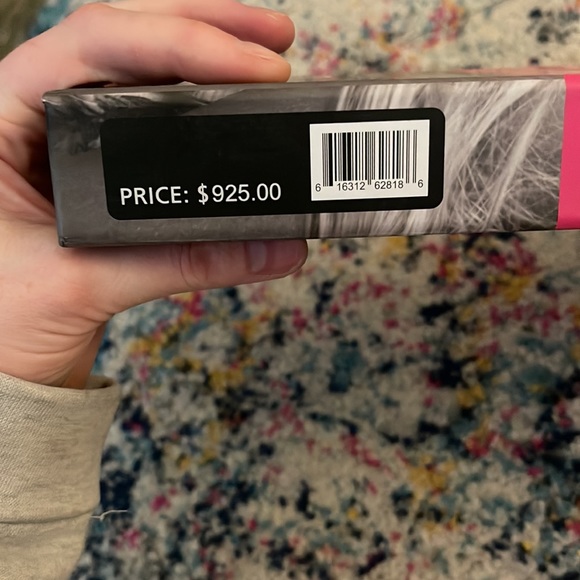 Halo hair extension-red hair. With hanger and storage bag, extra cord, and comb. - Picture 7 of 10